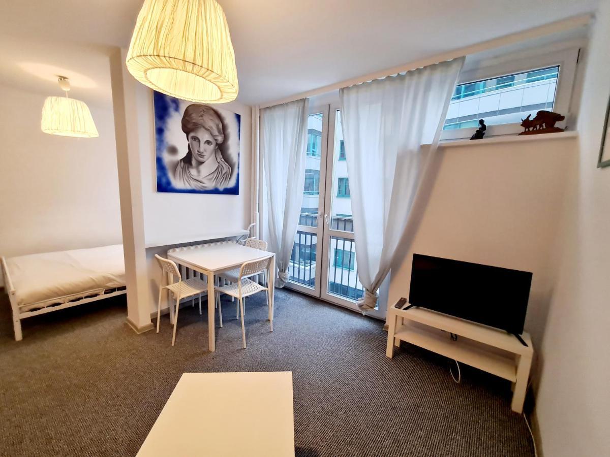 Topfloor Greeceflat A Cosy Flat In The City Center Apartamento Varsóvia Exterior foto